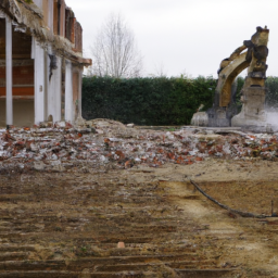 Démolition - Corps de Bâtiment : préparez le terrain en démolissant les structures existantes Luneville